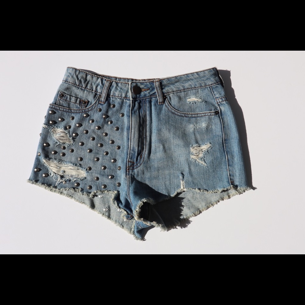 ❗️SOLD ❗️BDG Denim Shorts